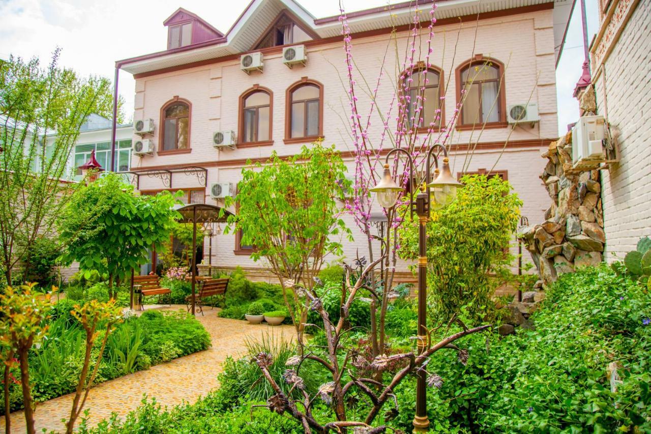 Platan Hotel Samarkand Exterior photo
